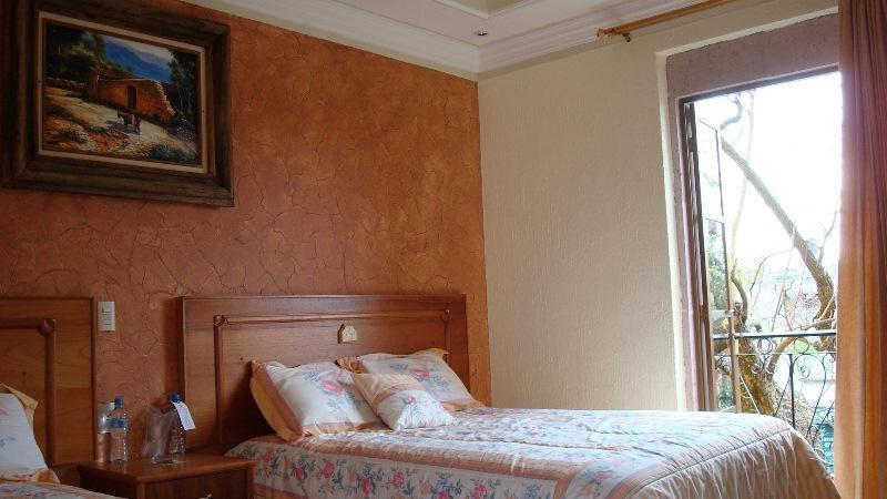 Hotel Rincon Tarasco Морелия Экстерьер фото
