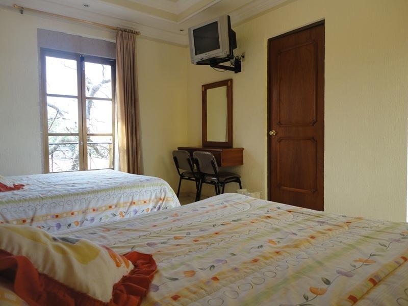 Hotel Rincon Tarasco Морелия Экстерьер фото
